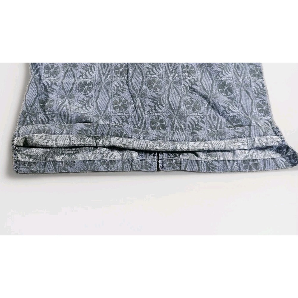 No Boundaries Gray Patterned Casual Button Down S… - image 4